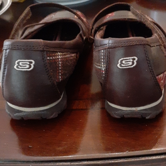 Sketchers Shoes - Picture 4 of 4